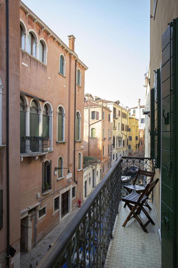 Ca Degli Avvocati Apartment Venice Luaran gambar