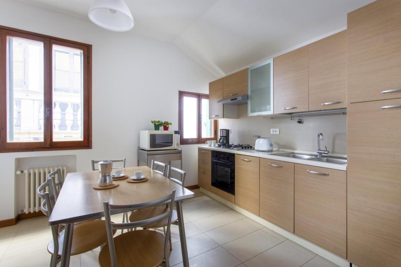 Ca Degli Avvocati Apartment Venice Luaran gambar
